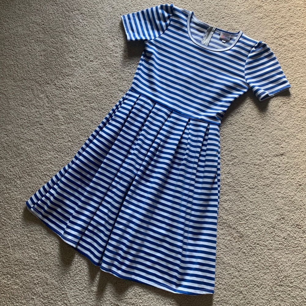 Amelia Dress size small Stripped Dress!